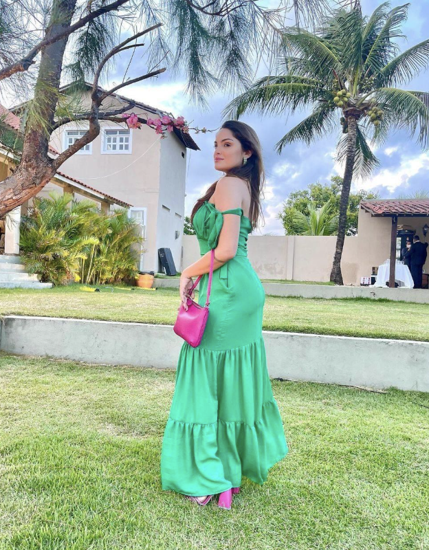 <em>Victoria N.</em>